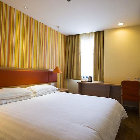 Home Inn Changchun Dajing Road Ouya Outlets Bagian luar foto