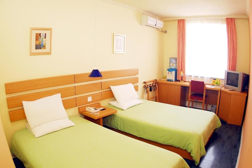 Home Inn Changchun Dajing Road Ouya Outlets Bagian luar foto